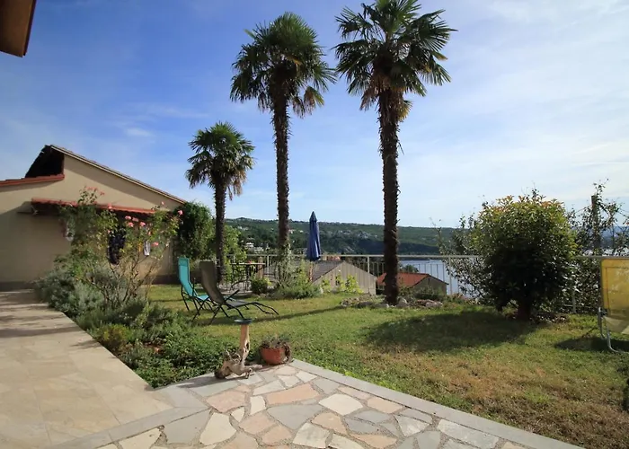 Tramontana Apartment - Cozy And Charming Close To Sea